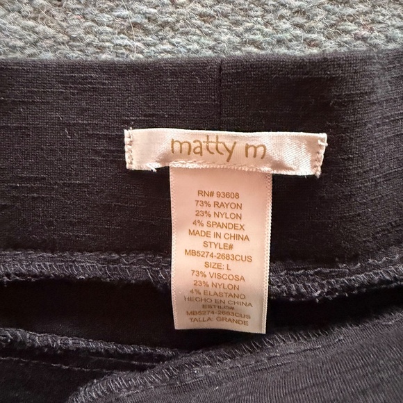 pants - Picture 2 of 3